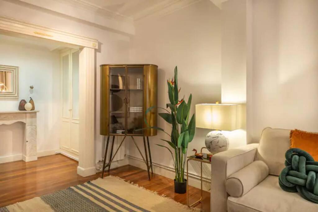 Exclusivo Apartamento En El Casco Viejo بلباو المظهر الخارجي الصورة